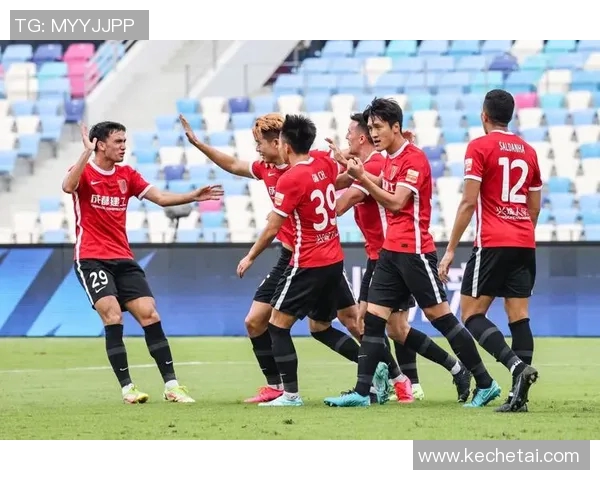 成都足球队比赛经验分析与提升策略探讨MBA