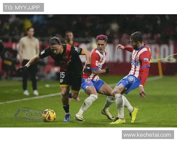 英冠激战利兹联迎战赫尔城争夺关键三分之战