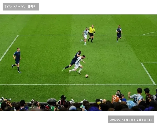 麦卡利斯特的传奇旅程与足球生涯的辉煌成就分析